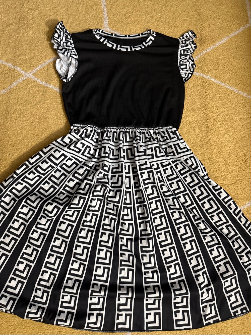 SHEIN Black & White Geometric Fit-and-Flare Dress for Girls